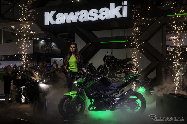 カワサキZ400（EICMA 2018）　(c) Getty Images