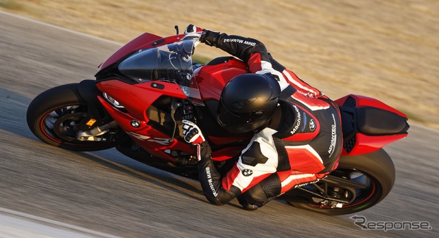 BMW S1000RR新型