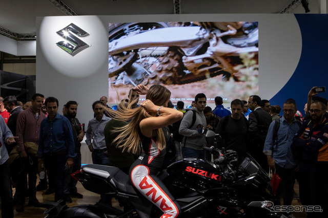 スズキ・ブラックカタナ（EICMA 2018）　(c) Getty Images