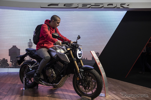 CB650R（EICMA 2018）　(c) Getty Images