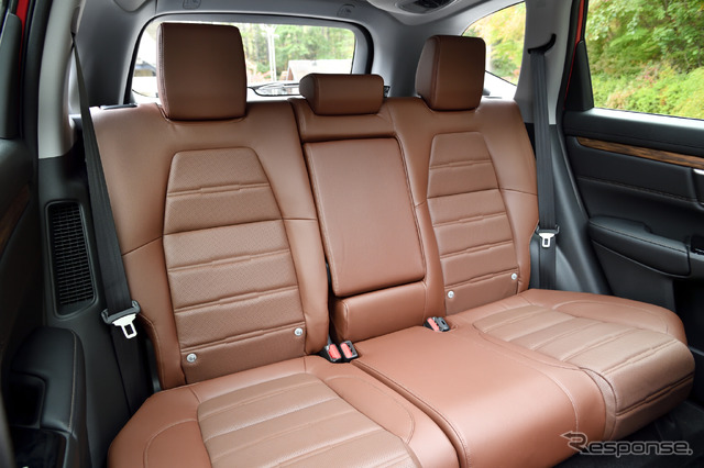 ホンダ 新型CR-V ハイブリッドモデル(Honda CR-V HYBRID)