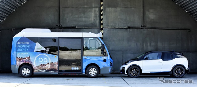 カルサン社の小型EVバス JestとBMW i3