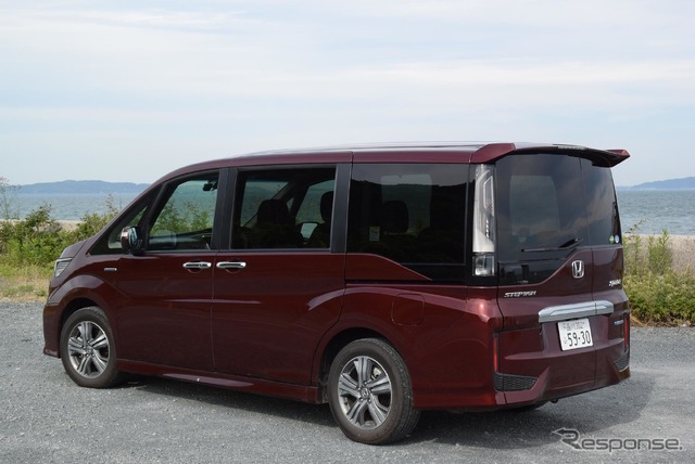 ステップワゴン スパーダ ハイブリッドG・EX ホンダセンシング。