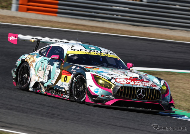 GT300クラス予選3位の#0 メルセデス。