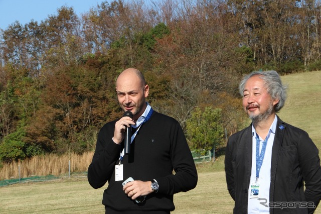 マセラティジャパン代表取締役のグイド・ジョバネッリ氏（左）ととマセラティクラブオブジャパン会長の越湖信一氏（右）