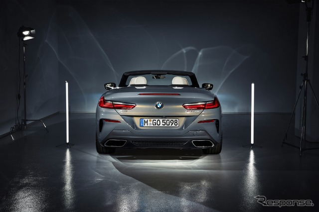 BMW 8シリーズカブリオレ（M850i xDrive）