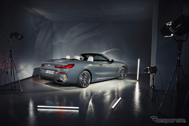 BMW 8シリーズカブリオレ(M850i xDrive)