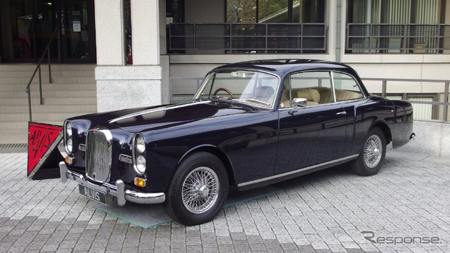 1965年型TE21サルーンbyパークワード(レストア車)