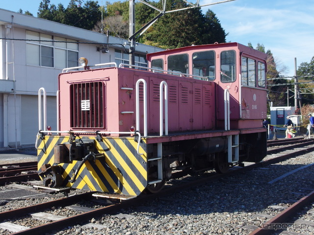 横瀬車両基地