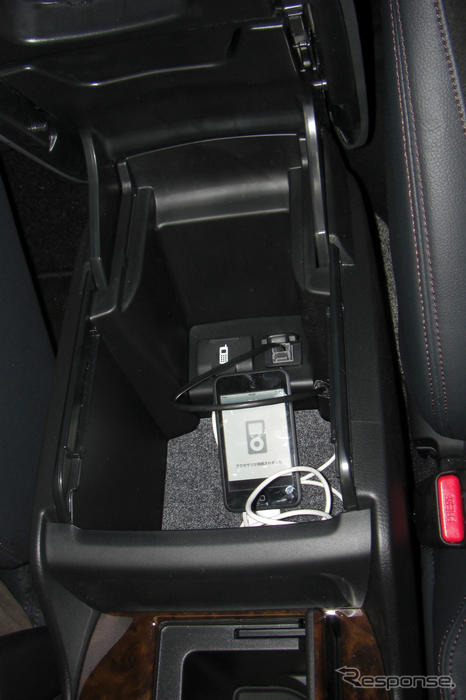 【ホンダ インスパイア 新型発表】iPod操作を“プロコマ”で再現!