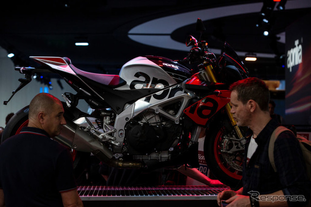 アプリリア・トゥオーノV4ファクトリーの最新モデル（EICMA 2018）　(c) Getty Images