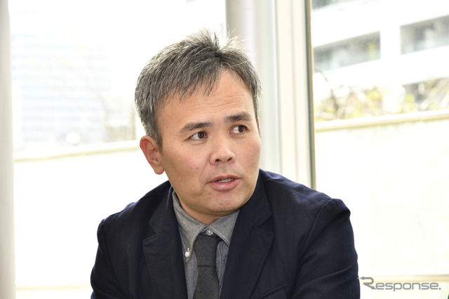 村山亘氏