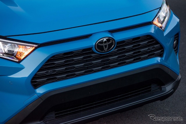 トヨタRAV4新型（米国仕様）