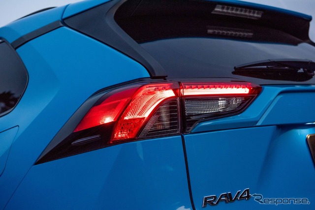 トヨタRAV4新型(米国仕様)