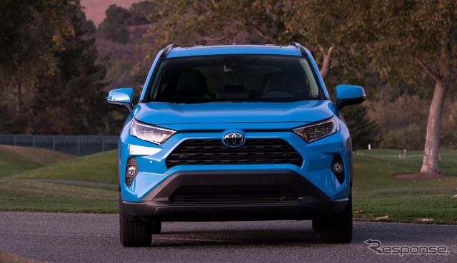 トヨタRAV4新型(米国仕様)