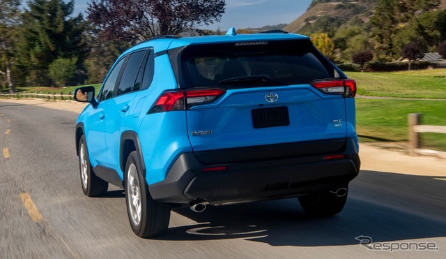 トヨタRAV4新型（米国仕様）