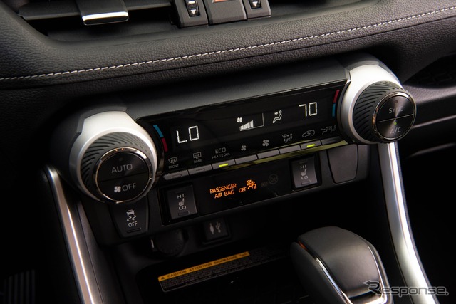 トヨタRAV4新型(米国仕様)