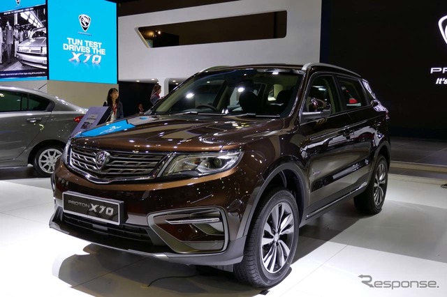 プロトンが中国の吉利集団と共同開発したSUV、X70。