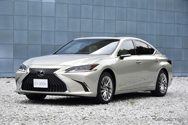 レクサス ES 新型(ES300h)