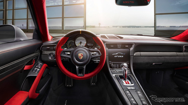 ポルシェ 911 GT2 RS 新型 クラブスポーツパッケージ