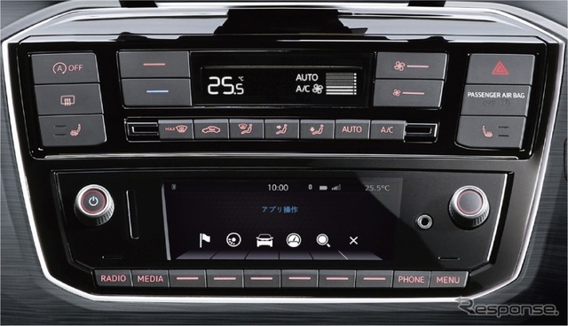 VW cross up! フルオートエアコンディショナー/シートヒーター(運転席/助手席)