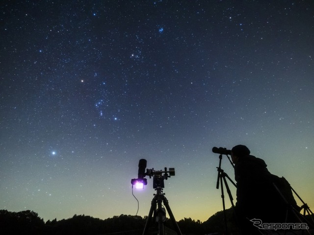 天体望遠鏡を使った星空観測