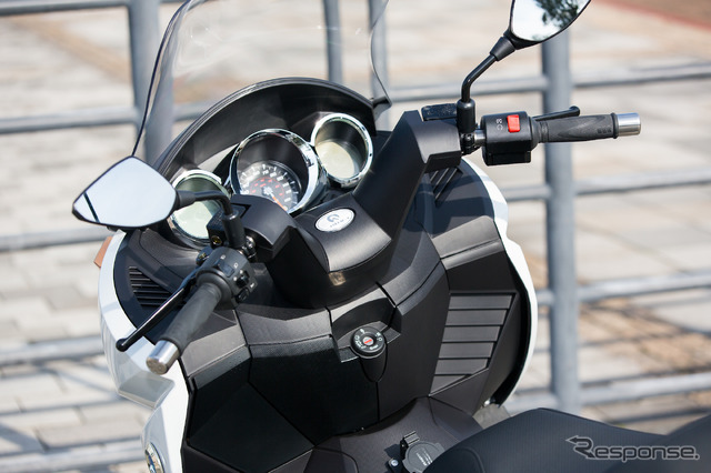 ADIVA VX-1(プロトタイプ)