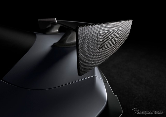 レクサス RC F 改良新型「トラックエディション」のティザーイメージ
