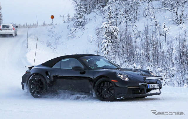 ポルシェ 911 ターボS カブリオレ(スクープ写真)