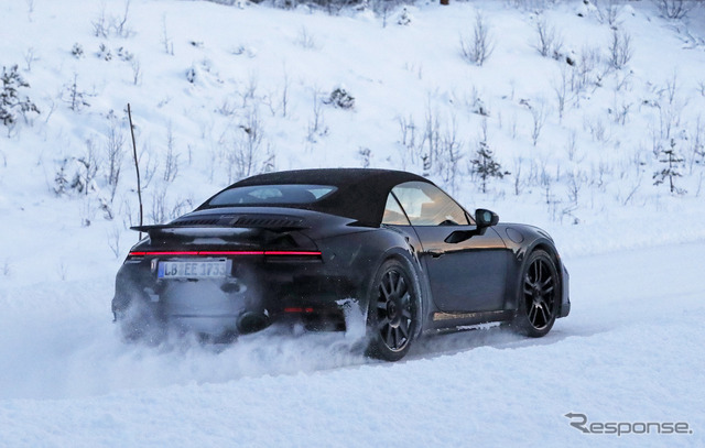 ポルシェ 911 ターボS カブリオレ(スクープ写真)