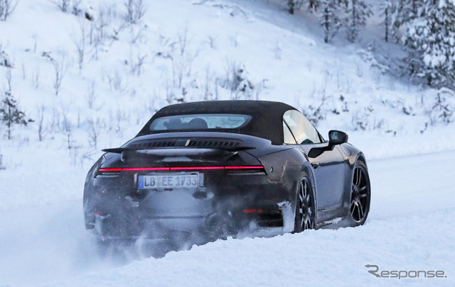 ポルシェ 911 ターボS カブリオレ(スクープ写真)