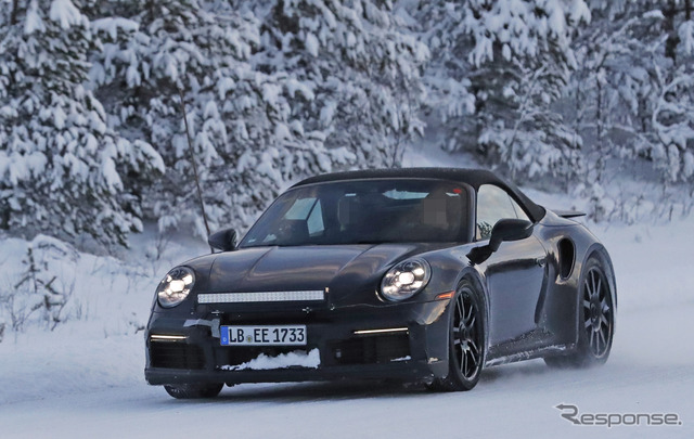 ポルシェ 911 ターボS カブリオレ(スクープ写真)