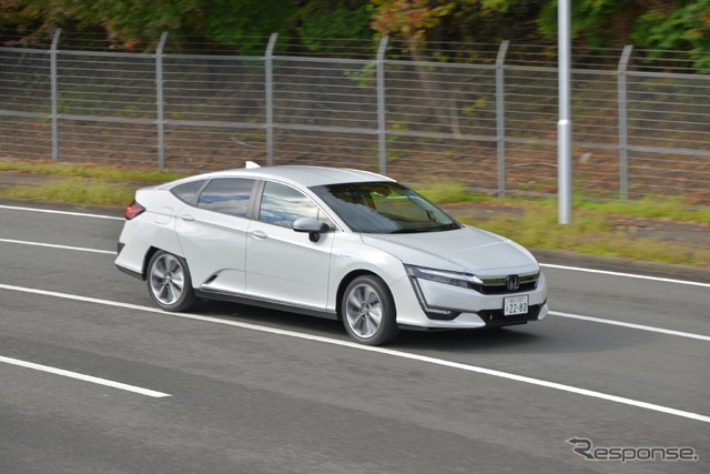 日本カー・オブ・ザ・イヤー2018-2019、10ベスト:ホンダ・クラリティPHEV