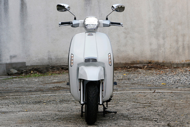 ランブレッタ V125 Special