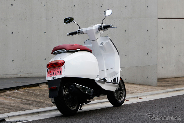 ランブレッタ V125 Special