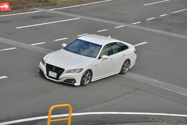 日本カー・オブ・ザ・イヤー2018-2019、10ベスト:トヨタ・クラウン