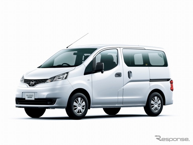 日産 NV200バネット バン GX（4WD）