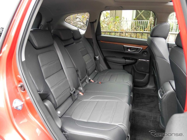 ホンダ CR-V 新型(EX マスターピース)
