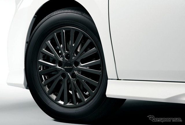 ホンダ ステップワゴン モデューロ X 16インチアルミホイール +ブラックホイールナット(ハイブリッド車)