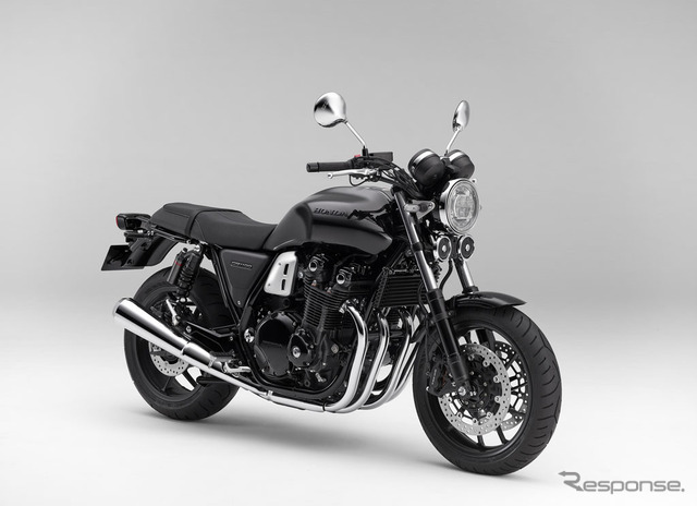 ホンダ CB1100 RS(ダークネスブラックメタリック)