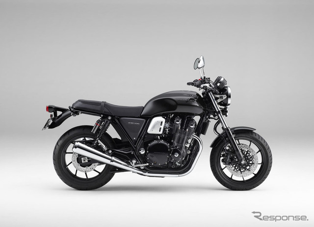 ホンダ CB1100 RS(ダークネスブラックメタリック)