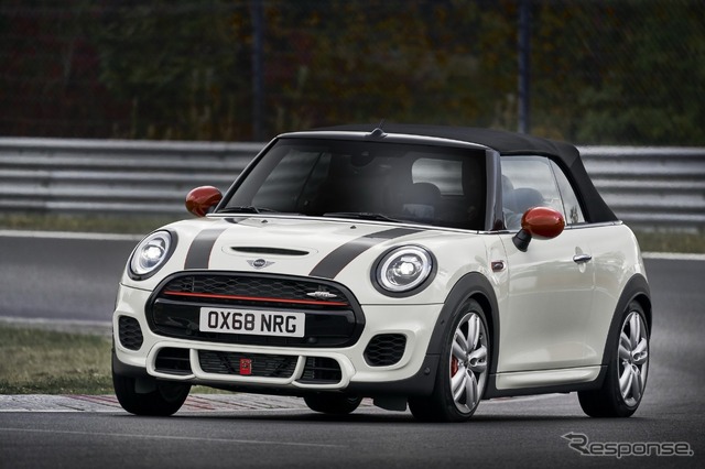 MINI コンバーチブル JCW の2019年モデル