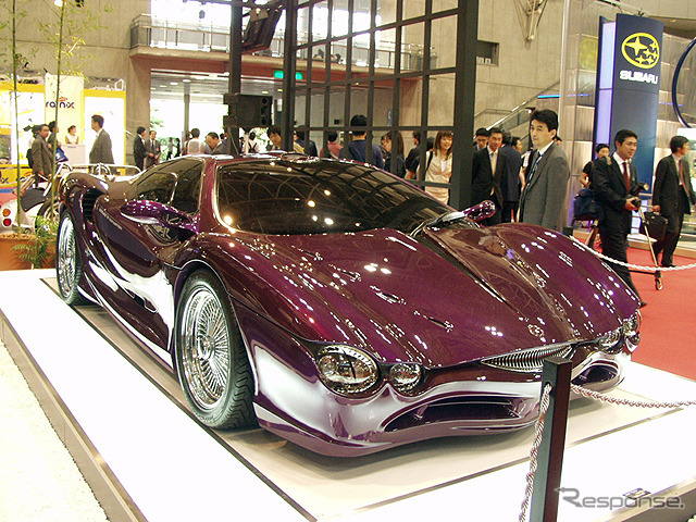 【東京ショー2001速報】光岡の真髄---自称クルマバカの社長、ついにやりました