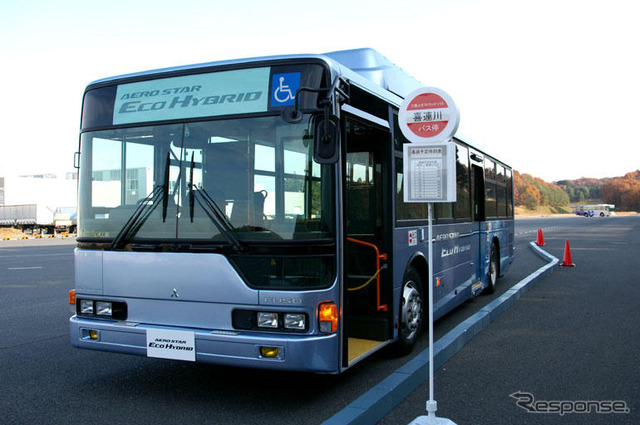 【三菱ふそう エコハイブリッド 新型】第2世代に進化