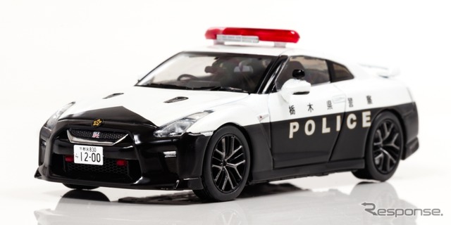 1/43 日産 GT-R （R35） 2018 栃木県警察高速道路交通警察隊車両