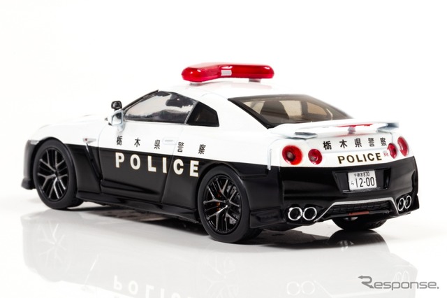 1/43 日産 GT-R （R35） 2018 栃木県警察高速道路交通警察隊車両