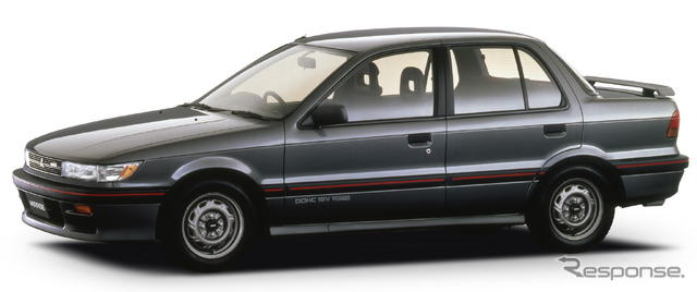 ミラージュ・サイボーグDOHC 16V-T(4ドア、1988年)