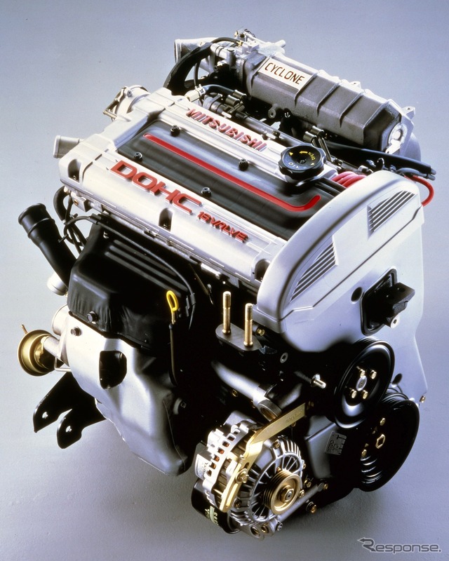 サイクロン 1600DOHCインタークーラーターボエンジン(1987年)