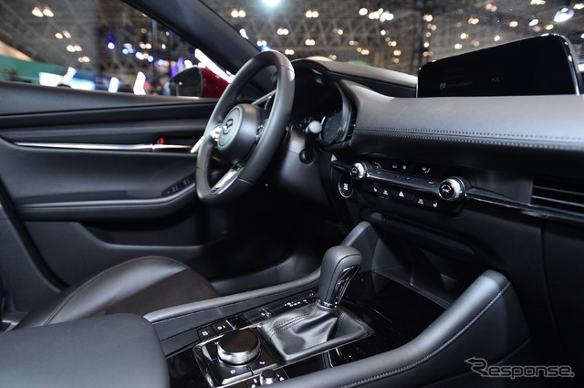 マツダ 3 新型(東京オートサロン2019)