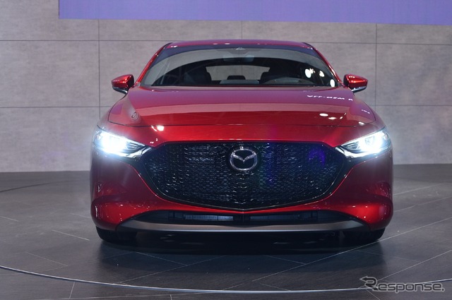 マツダ 3 ハッチバック 新型(東京オートサロン2019)